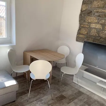 Apartma Laborcek * Koper