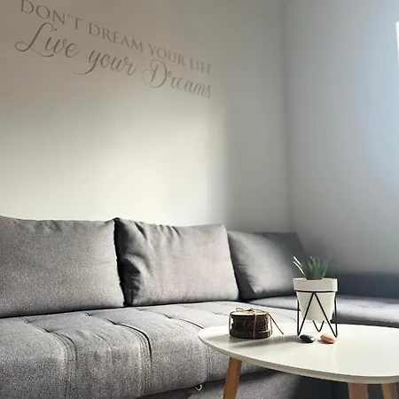 Apartma Laborcek Apartamento